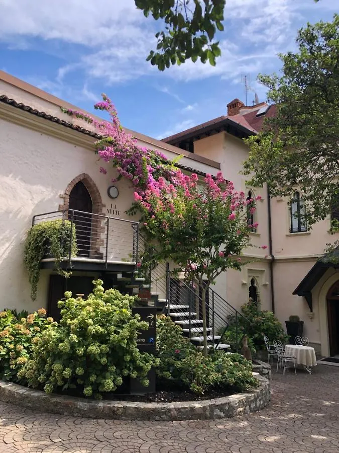 Hotel Villa Giulia Gargnano 4*,  Italy