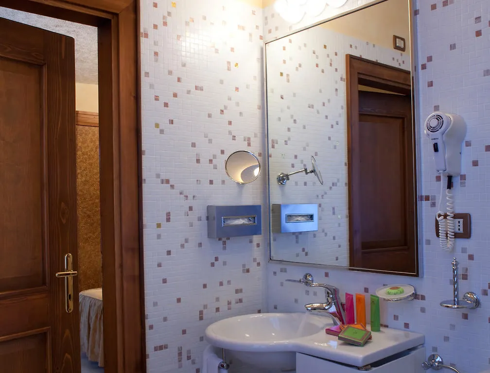 Hotel Villa Giulia Gargnano