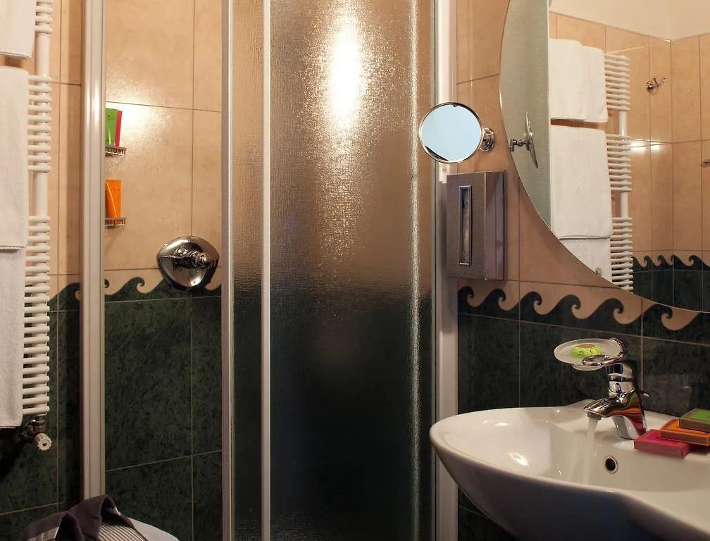 ****  Hotel Villa Giulia Gargnano Italy