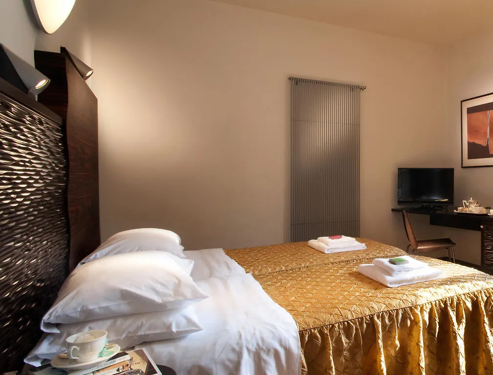 Hotel Villa Giulia Gargnano Italy